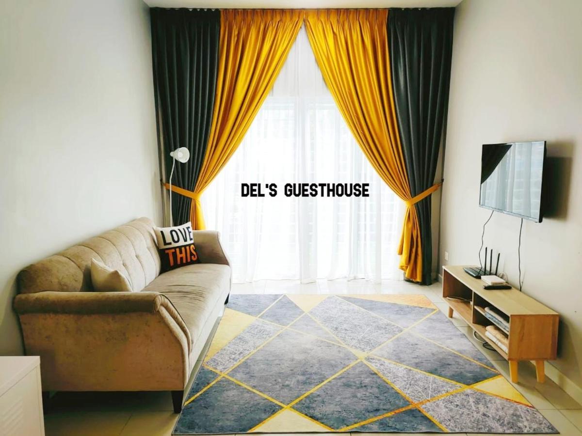Del'S Guesthouse @ Southville Same Level With Pool Fits 8 Bangi Exterior photo